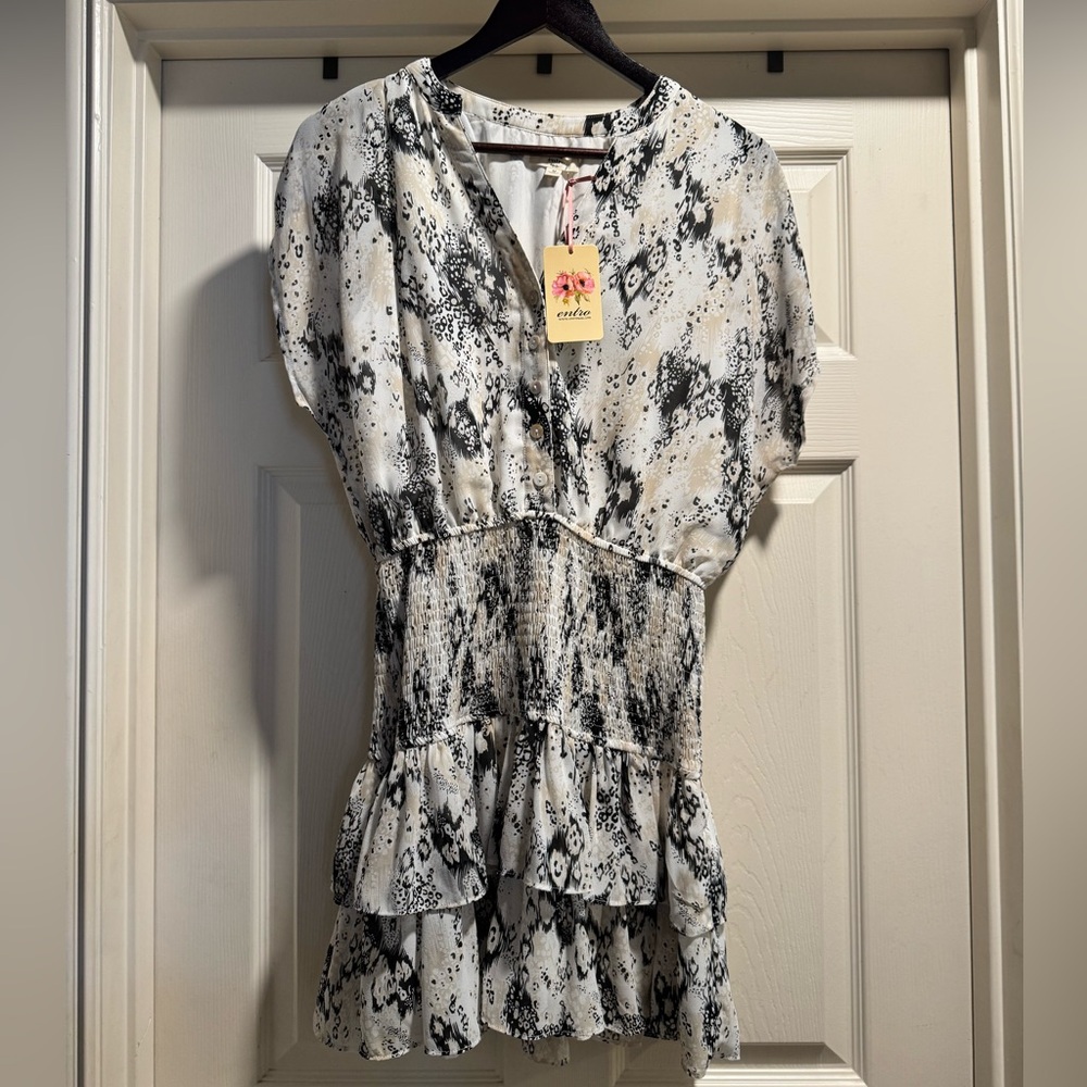 NWT Entro Smocked Mini Dress Size Medium